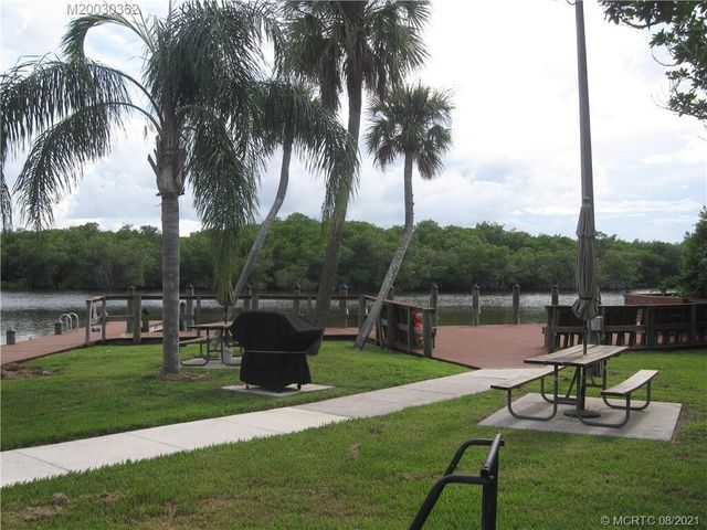 390 SW South River Drive 104, Stuart, FL 34997