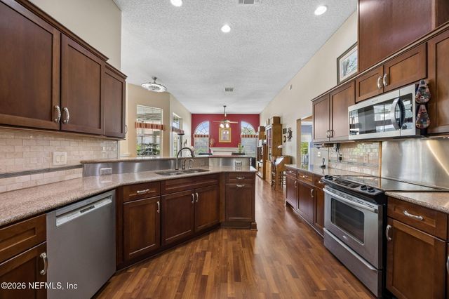 3941 DANFORTH Drive W, Jacksonville, FL 32224