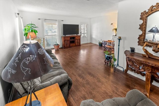 502 Bellevue Drive, Cleburne, TX 76033