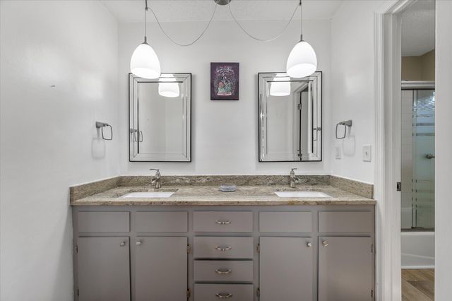 8222 Greenridge Road, North Charleston, SC 29406