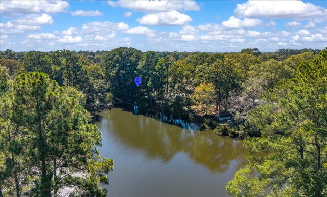 8222 Greenridge Road, North Charleston, SC 29406