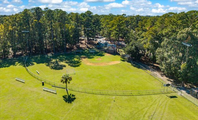 8222 Greenridge Road, North Charleston, SC 29406