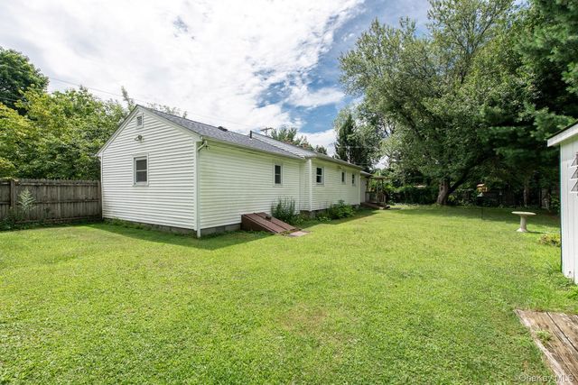 8 Loyola Road, Elizaville, NY 12541