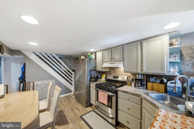 803 THOMAS ST, Norristown, PA 19401