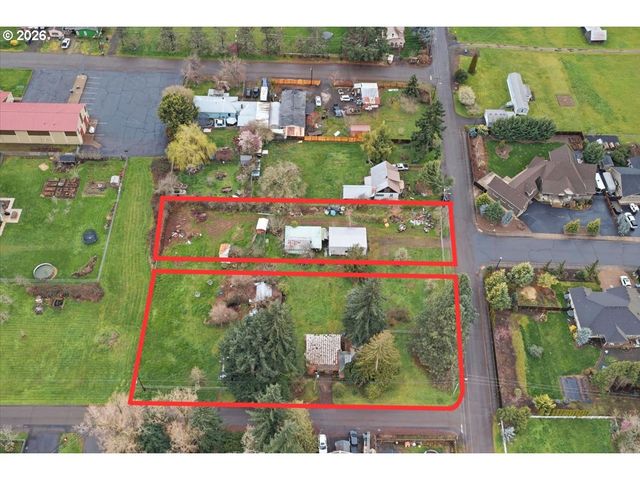 130 C St, Scotts Mills, OR 97375