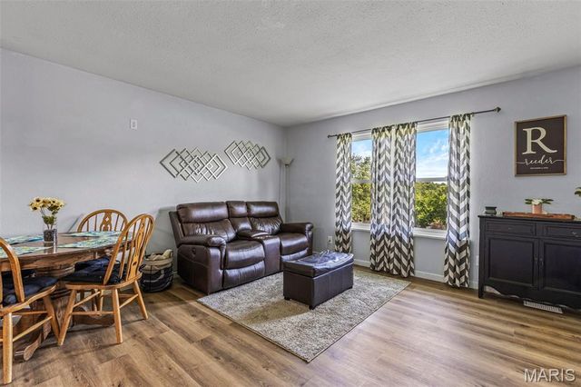 505 Rathburn Street, De Soto, MO 63020