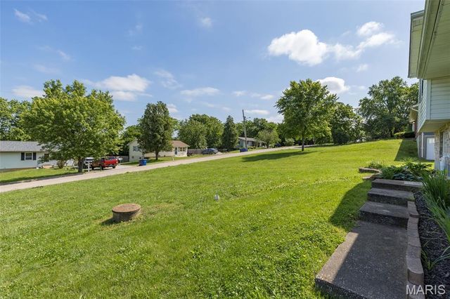 505 Rathburn Street, De Soto, MO 63020