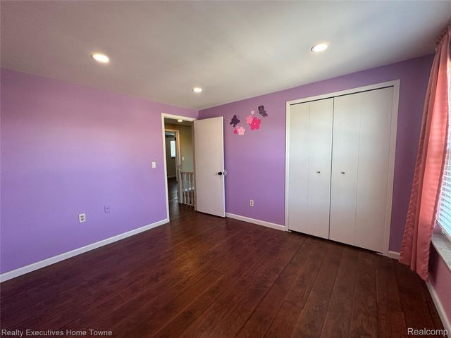 38968 Harrison Drive, Sterling Heights, MI 48310