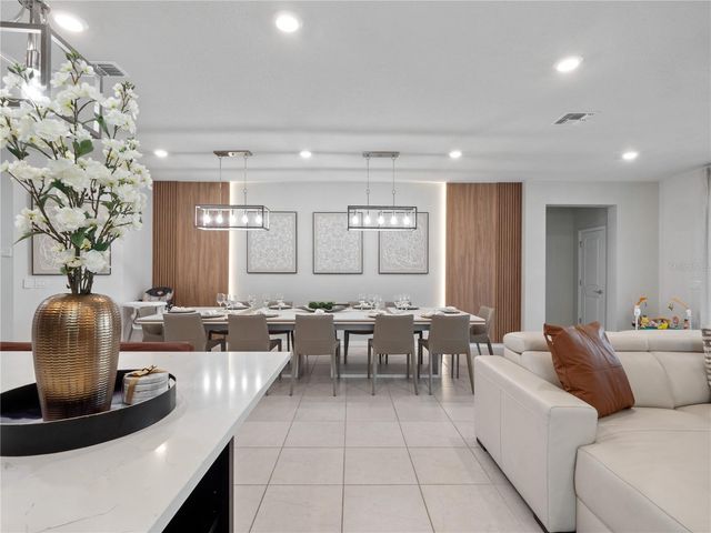 1970 SUMMER DRIVE, Davenport, FL 33897