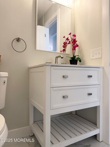 57 Innsbruck Drive, Toms River, NJ 08757