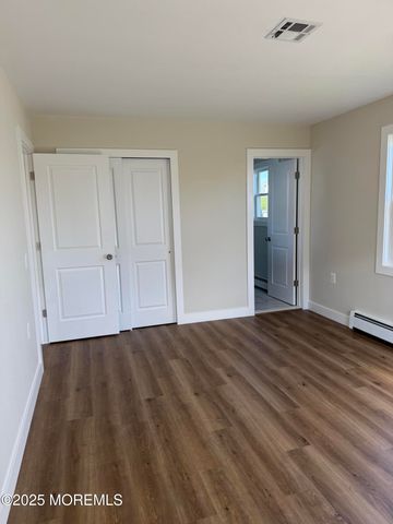 57 Innsbruck Drive, Toms River, NJ 08757