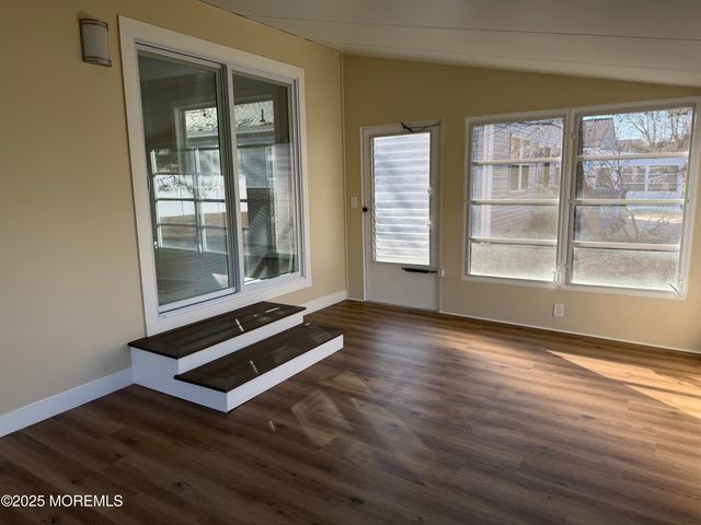 57 Innsbruck Drive, Toms River, NJ 08757