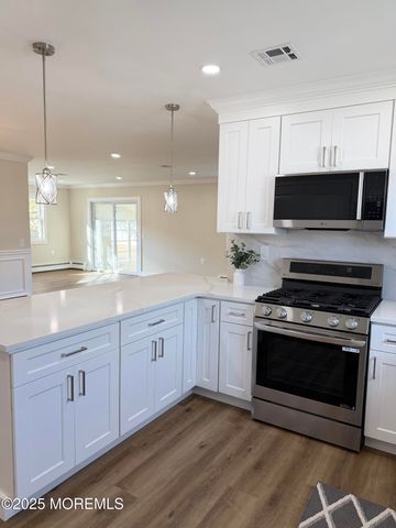 57 Innsbruck Drive, Toms River, NJ 08757