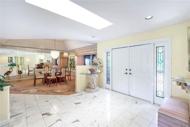 2227 Regal WAY, Naples, FL 34110