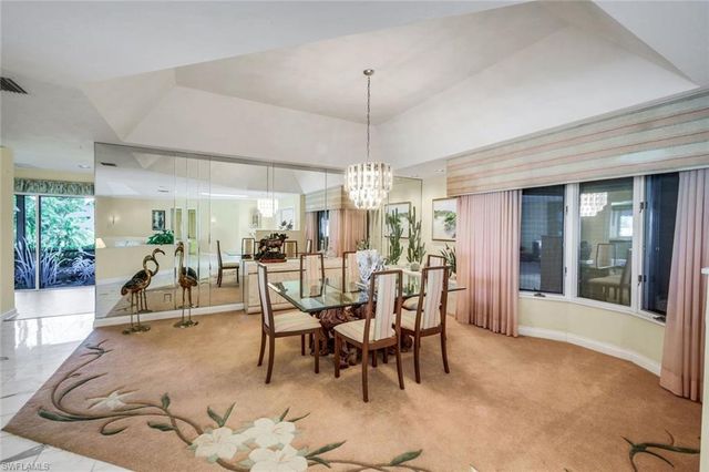 2227 Regal WAY, Naples, FL 34110