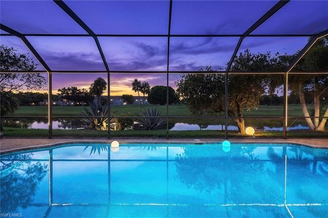 2227 Regal WAY, Naples, FL 34110