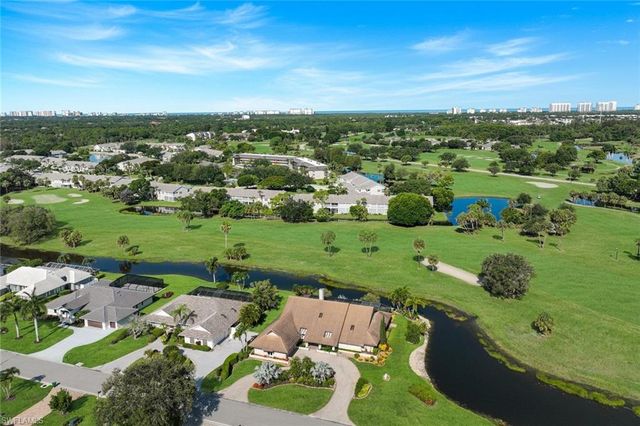 2227 Regal WAY, Naples, FL 34110