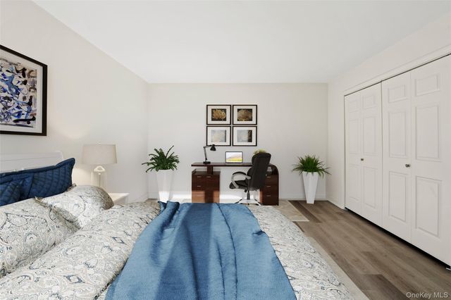 67-41 Burns Street 107, Forest Hills, NY 11375