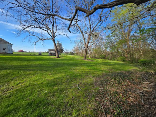 67 DARETOWN ALLOWAY RD, Elmer, NJ 08318