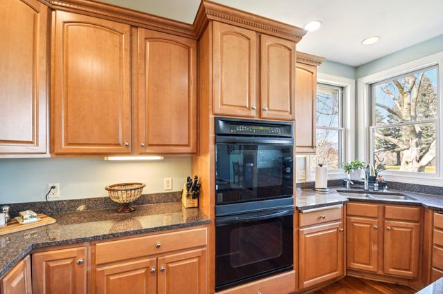 2477 Golf View Drive, River Falls, WI 54022