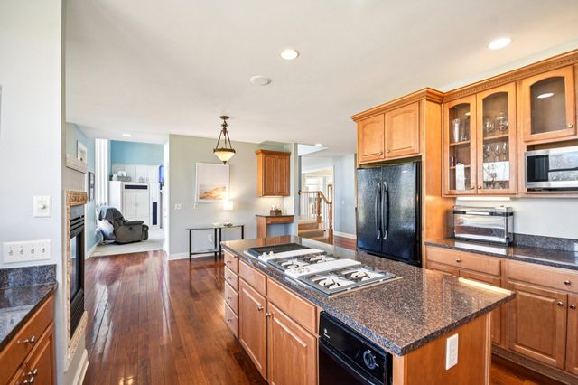 2477 Golf View Drive, River Falls, WI 54022