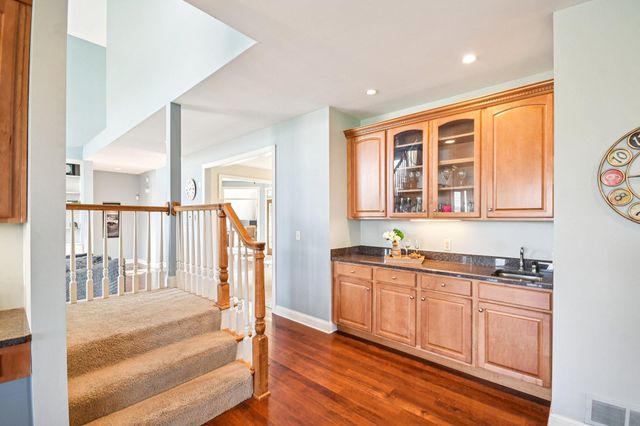 2477 Golf View Drive, River Falls, WI 54022