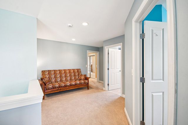 2477 Golf View Drive, River Falls, WI 54022