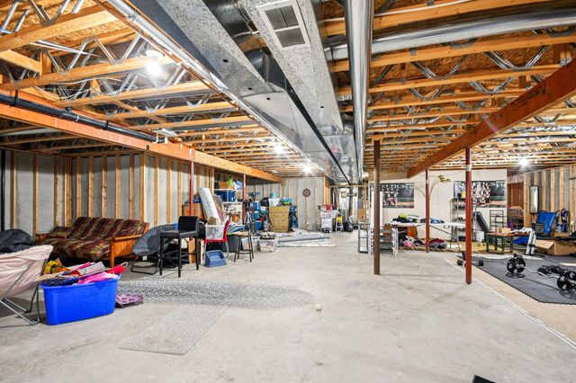 2477 Golf View Drive, River Falls, WI 54022