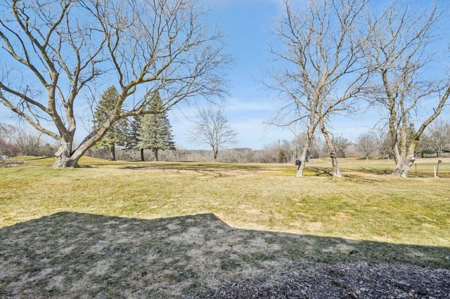 2477 Golf View Drive, River Falls, WI 54022