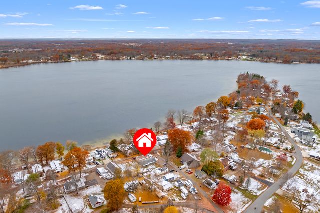 5037 2nd Street, Delton, MI 49046