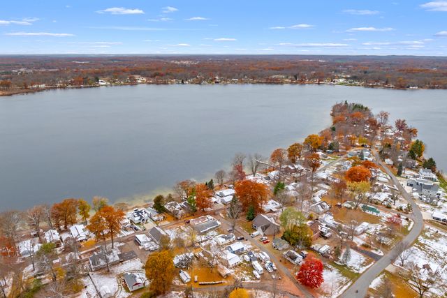 5037 2nd Street, Delton, MI 49046