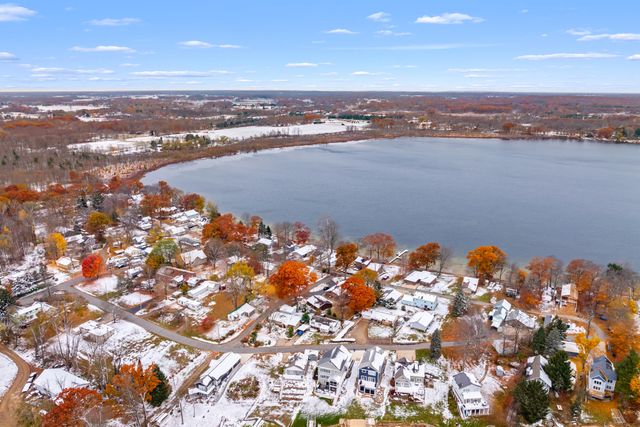 5037 2nd Street, Delton, MI 49046