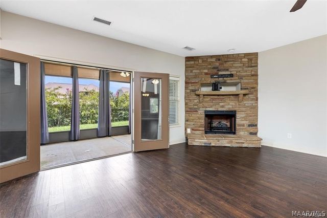 44 Stone Park Trail, Pike Road, AL 36064