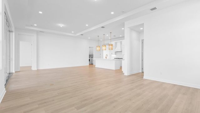 5468 Hutchinson Way, Westlake, FL 33470