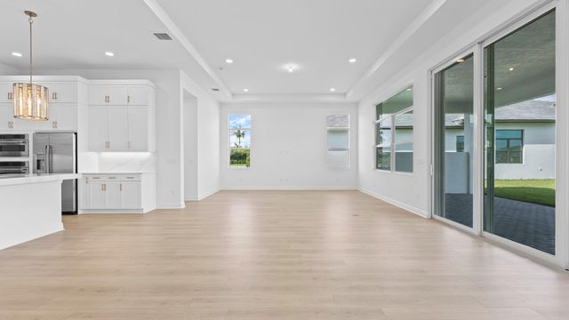 5468 Hutchinson Way, Westlake, FL 33470