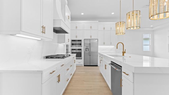 5468 Hutchinson Way, Westlake, FL 33470