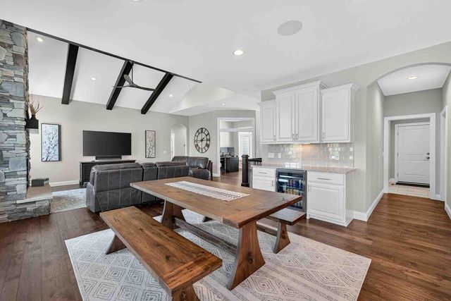 810 Lynn Street, Waunakee, WI 53597