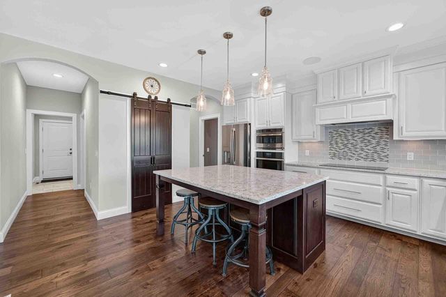 810 Lynn Street, Waunakee, WI 53597