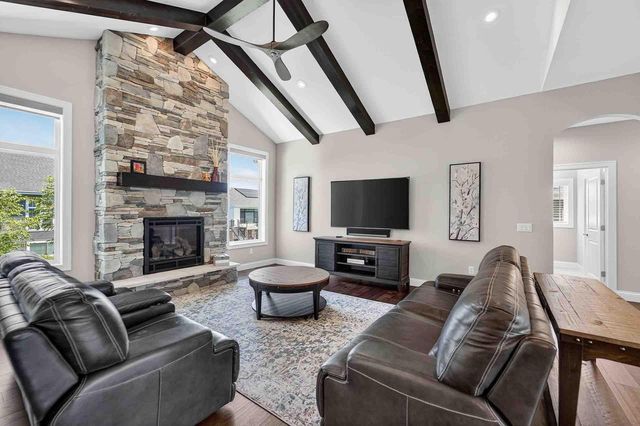 810 Lynn Street, Waunakee, WI 53597