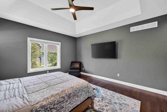 810 Lynn Street, Waunakee, WI 53597