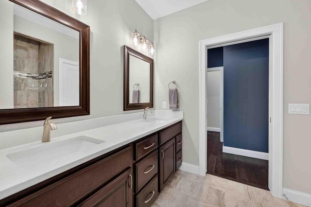 810 Lynn Street, Waunakee, WI 53597