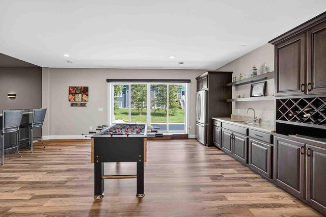 810 Lynn Street, Waunakee, WI 53597