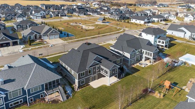 810 Lynn Street, Waunakee, WI 53597