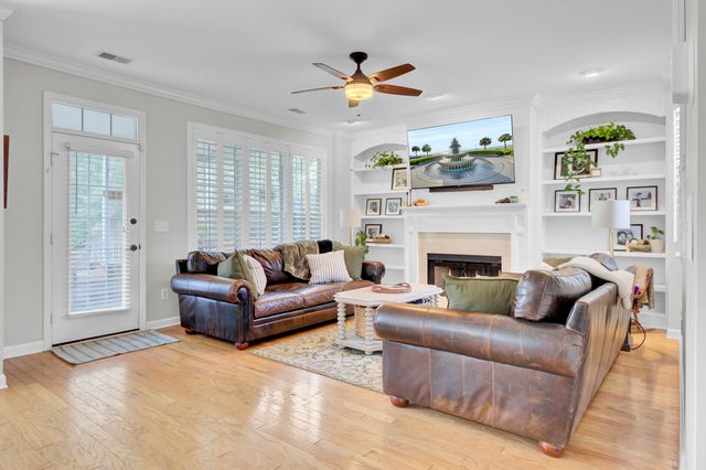 2116 Tall Grass Circle, Mount Pleasant, SC 29466