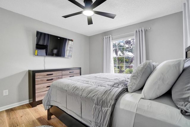 216 N GRIFFIN DRIVE, Casselberry, FL 32707