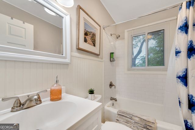 192 Woods Drive NE, Marietta, GA 30060
