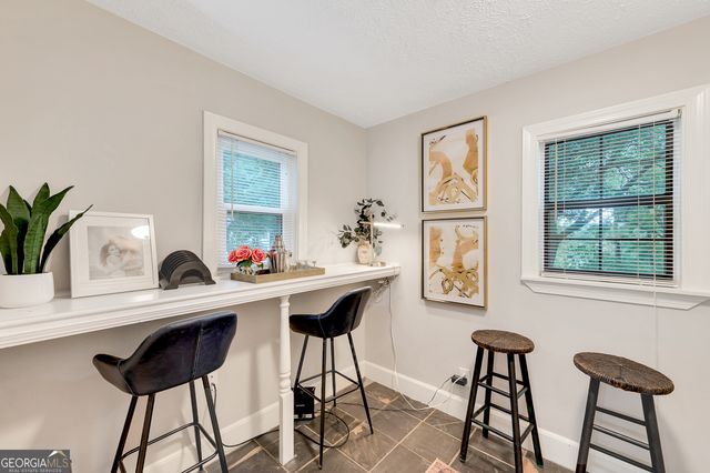 192 Woods Drive NE, Marietta, GA 30060