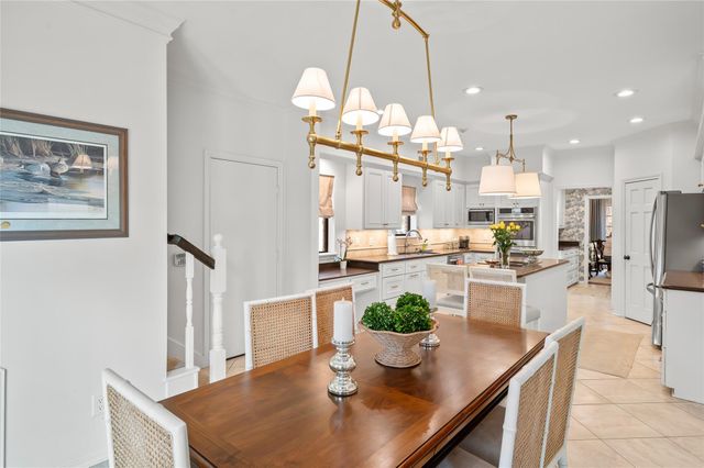 15819 N Barkers Landing Road, Houston, TX 77079