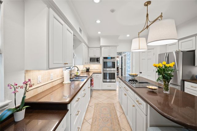 15819 N Barkers Landing Road, Houston, TX 77079