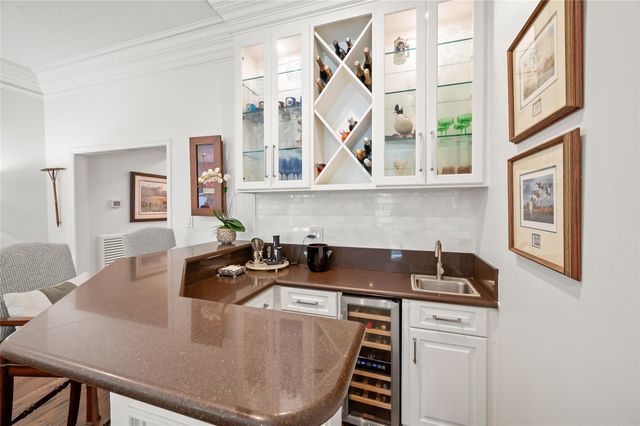 15819 N Barkers Landing Road, Houston, TX 77079